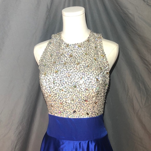 Elegant Blue and Silver Women's Formal Dress - Picture 3 of 16